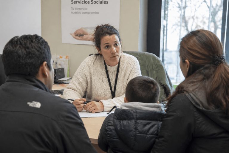 380 plazas Trabajo Social Madrid 2026 oposición A2