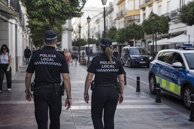 Alcalá de Guadaíra convoca 8 plazas de Policía Local así es la oposición