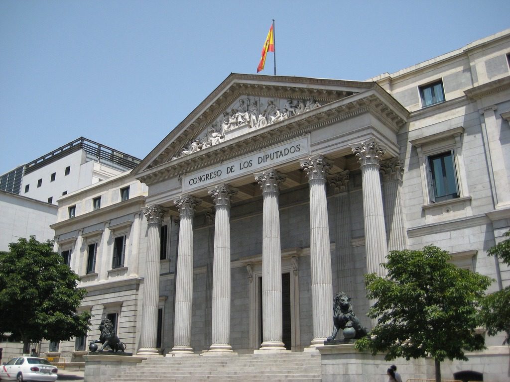 Convocatoria proceso selectivo para 18 plazas del Cuerpo Técnico-Administrativo de las Cortes Generales (2025)