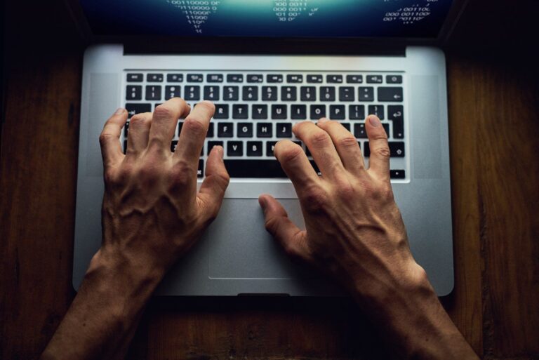 Lo que publicas en internet tiene consecuencias