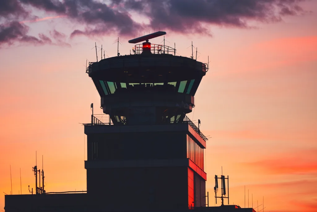 Mejores academias de oposiciones para controlador aéreo: ranking 2026 y guía completa 4