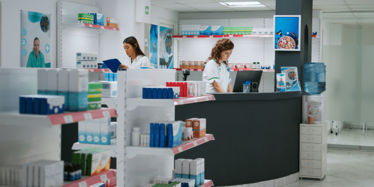 168 plazas de técnico/a en farmacia del Servicio Andaluz de Salud (SAS)