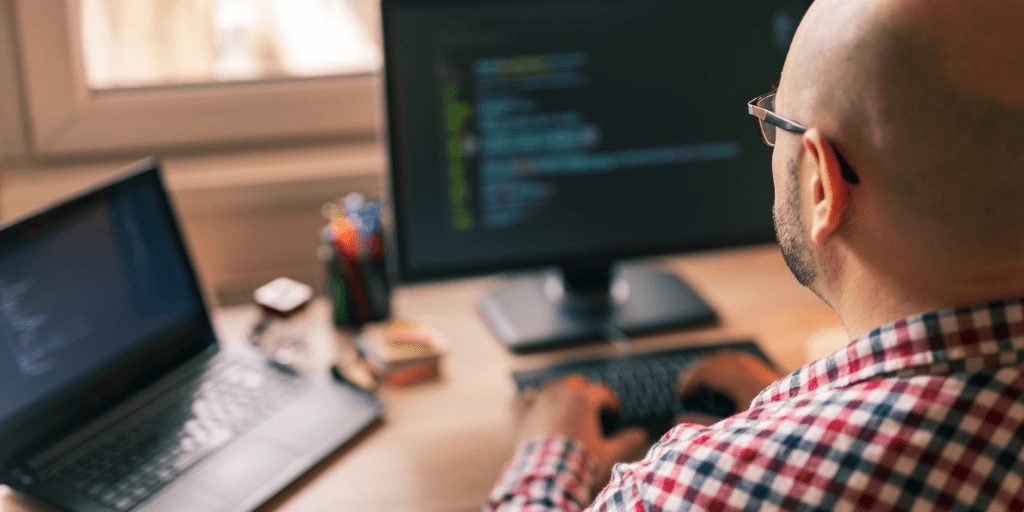 18 plazas de analista programador en la Universitat Politècnica de València