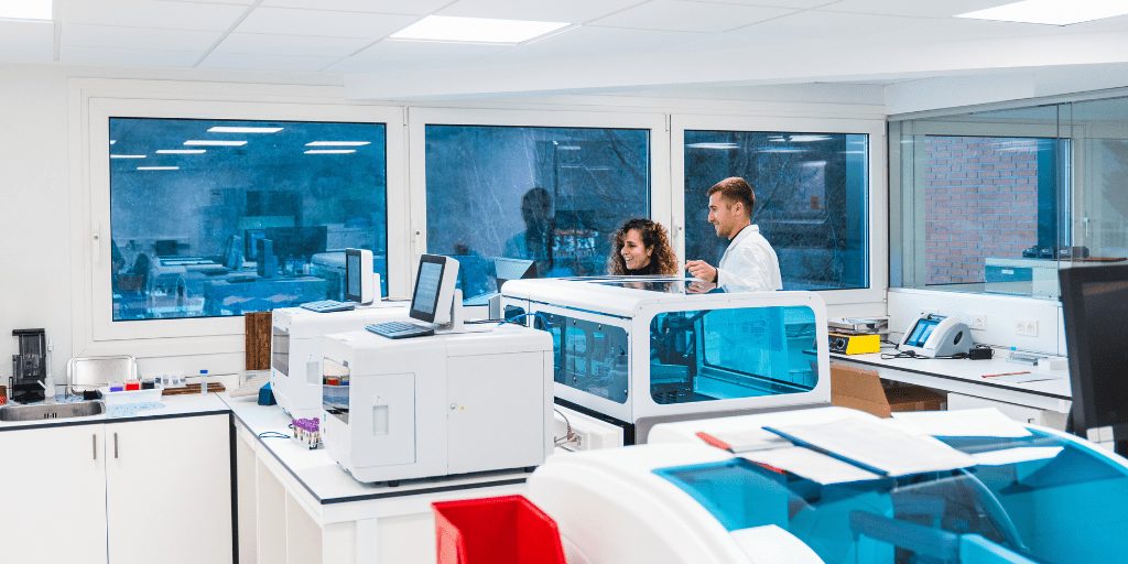 423 plazas de técnico especialista en laboratorio del Servicio Andaluz de Salud (SAS)