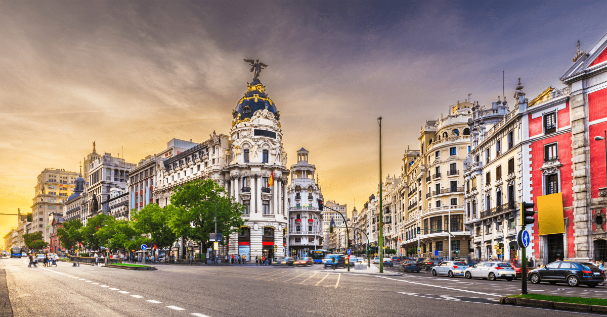 El Ayuntamiento de Madrid ha lanzado una convocatoria para cubrir 248 plazas en el Cuerpo de la Policía Municipal, una oportunidad única para aquellos que aspiren a formar parte de la seguridad y el orden en la capital española.