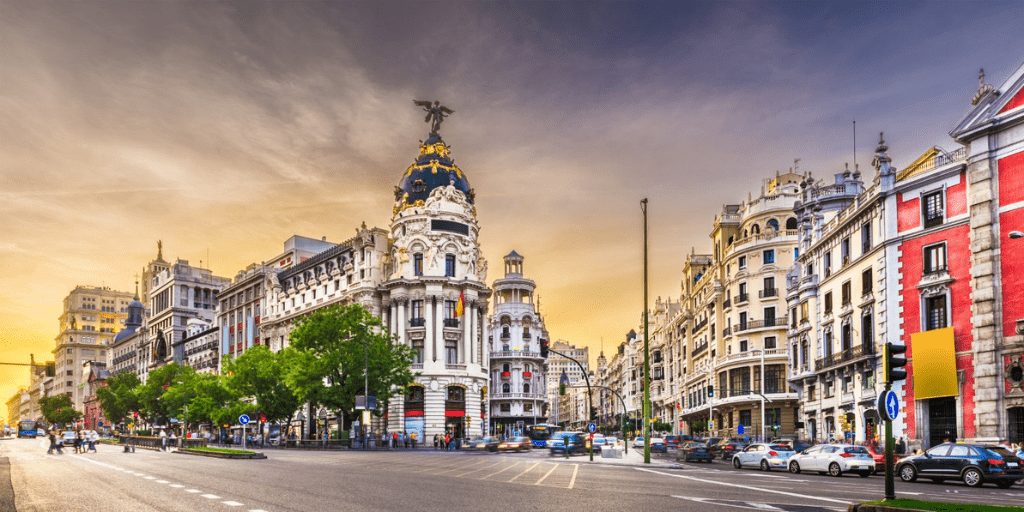 Convocatoria de 19 plazas fijas: auxiliares de obras y vías en el Ayuntamiento de Madrid