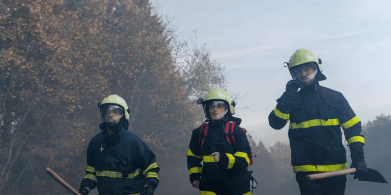 Convocatoria de 340 plazas en el servicio operativo de incendios forestales de Andalucía