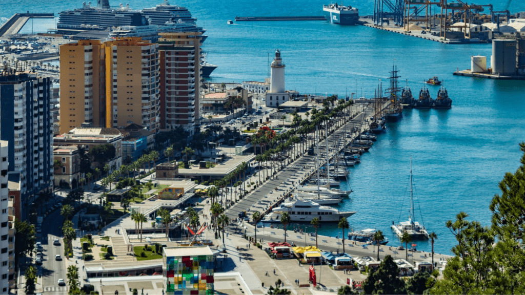 Las 10 mejores academias de oposiciones en Málaga